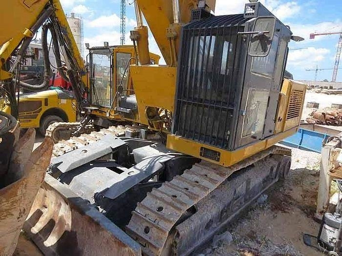 Liebherr 944C  - Excavator: picture 1 Liebherr 944C  - Excavator: picture 1