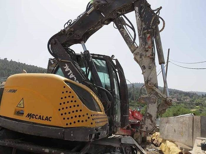 Mecalac 714 MW - Excavator: picture 1 Mecalac 714 MW - Excavator: picture 1