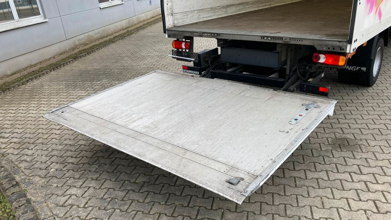 New Box truck Renault D7.5 210 LOW  LBW Schaltgetriebe: picture 13
