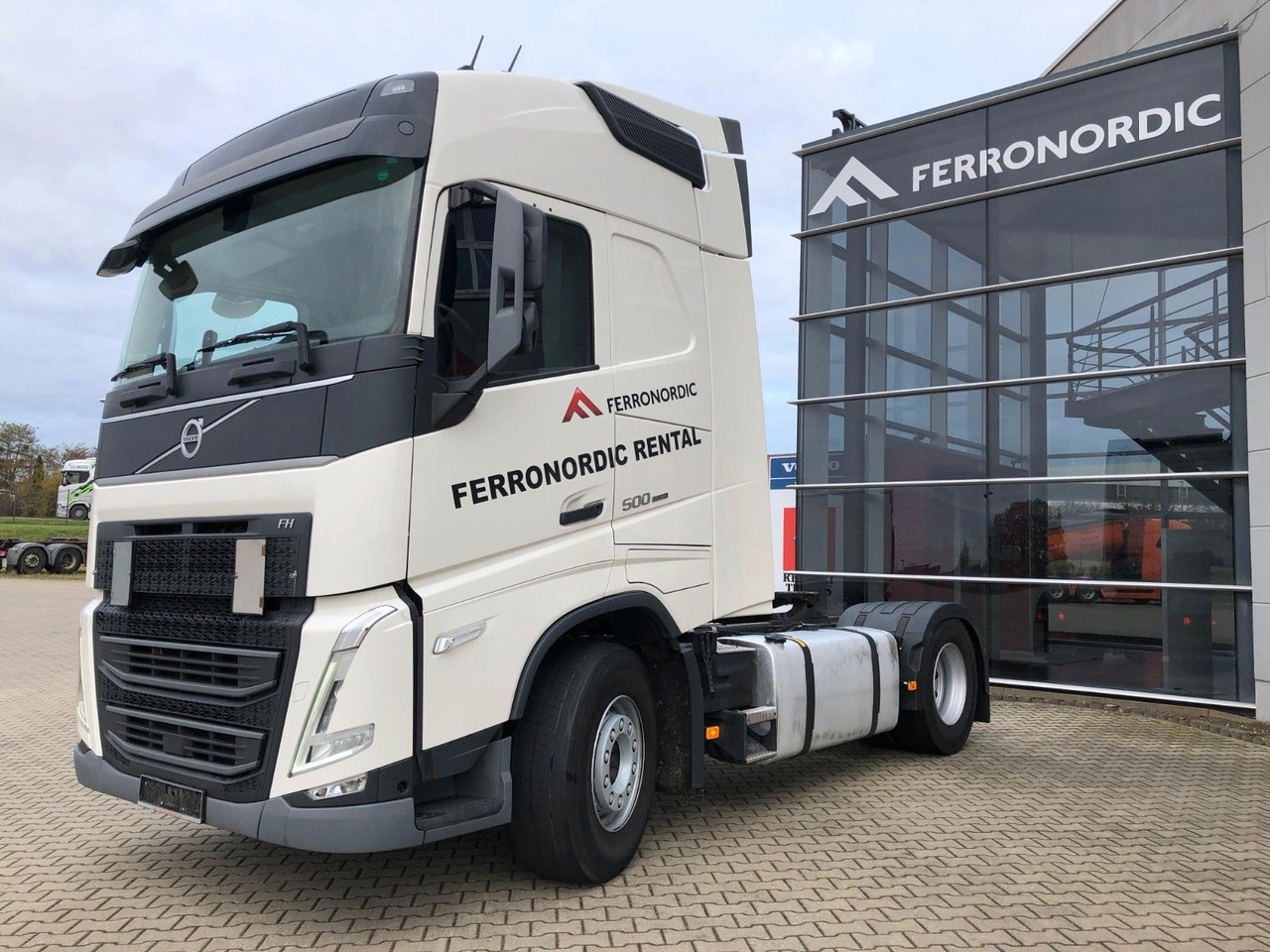 Volvo FH500 2Tanks*IP-Cool*KEIN NO TurboCompound - Tractor unit: picture 2 Volvo FH500 2Tanks*IP-Cool*KEIN NO TurboCompound - Tractor unit: picture 2