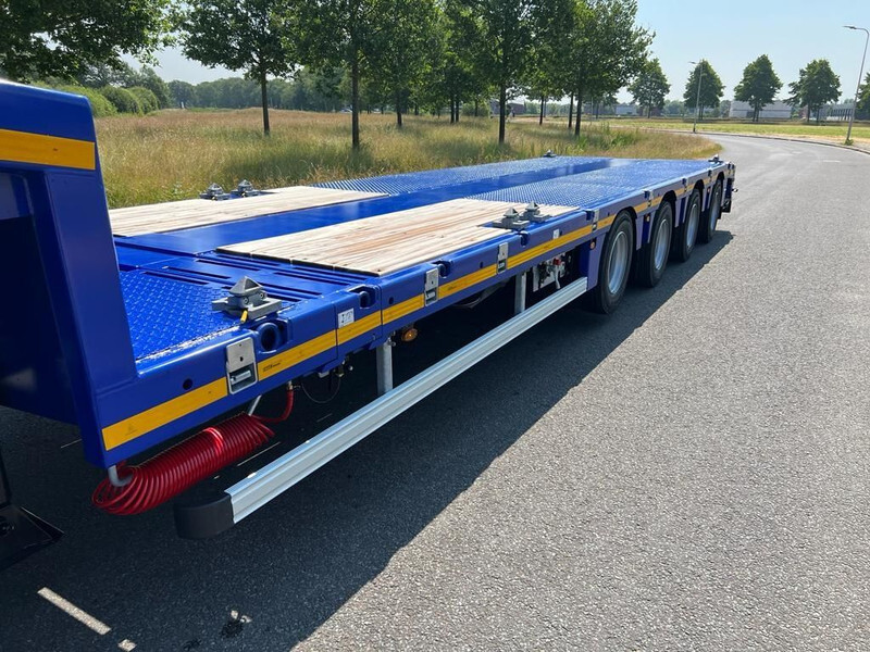 Faymonville MAX 110-Z-4AA-9.30-U - Low loader semi-trailer: picture 3 Faymonville MAX 110-Z-4AA-9.30-U - Low loader semi-trailer: picture 3