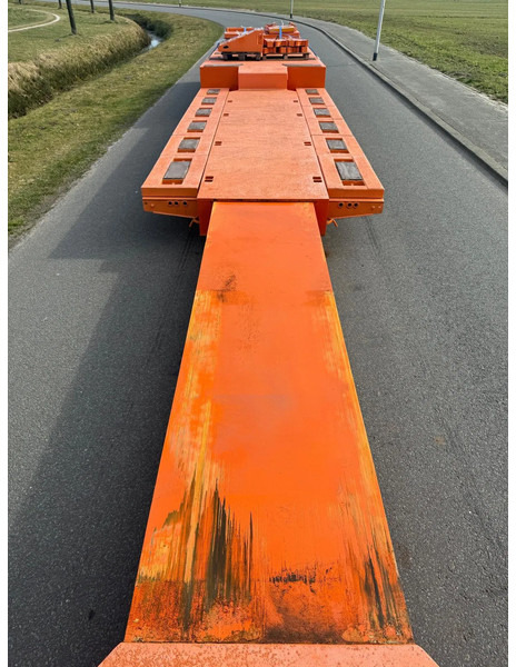 Low loader semi-trailer Goldhofer STZ-VL4 46-80A: picture 15 Low loader semi-trailer Goldhofer STZ-VL4 46-80A: picture 15