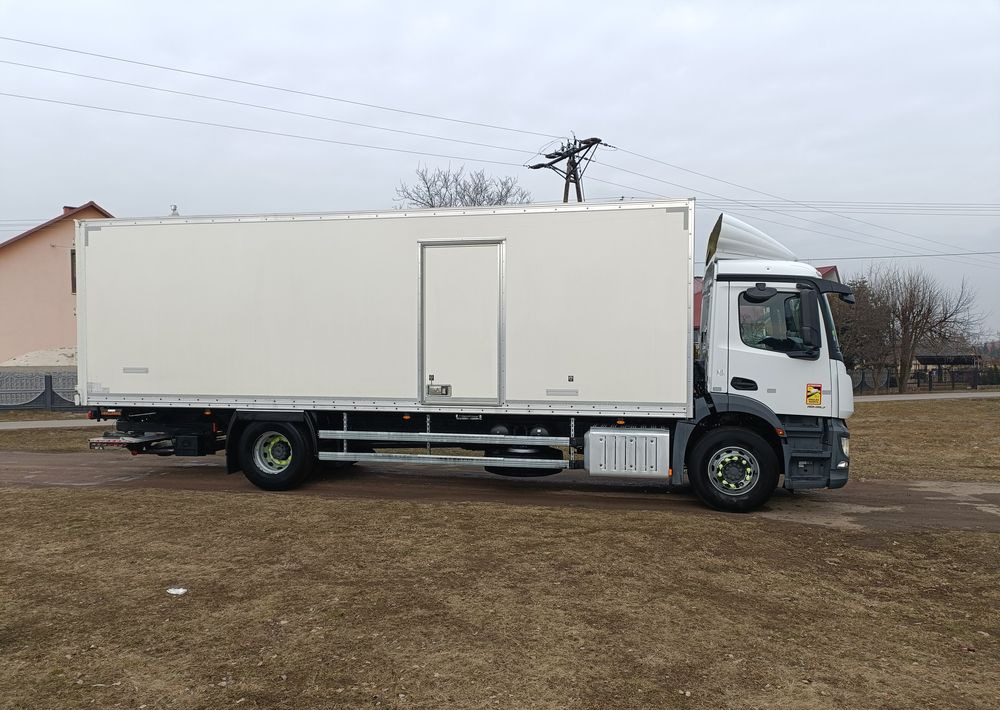 Mercedes-Benz Antos - Refrigerator truck: picture 4 Mercedes-Benz Antos - Refrigerator truck: picture 4
