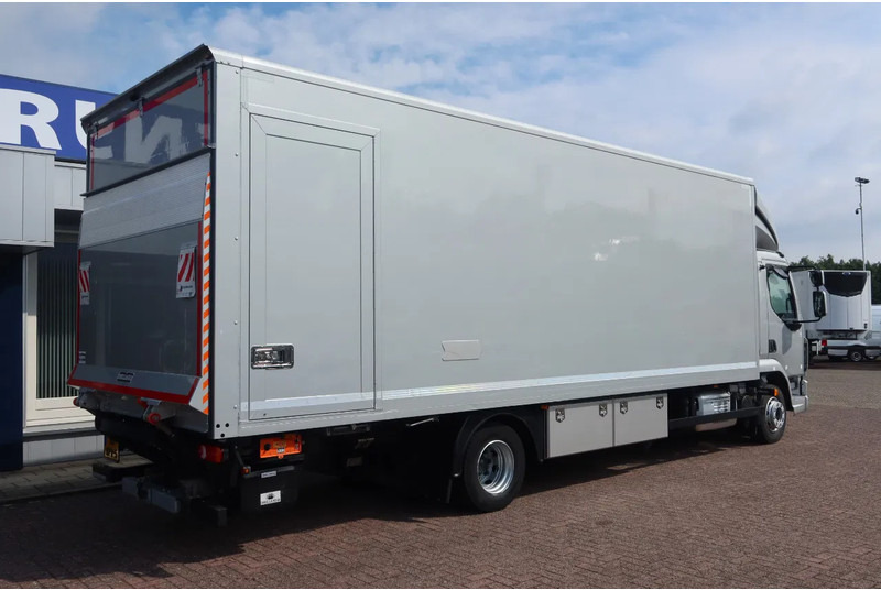 DAF LF 210 FA Zilver metallic bak + klep Dhollandia 1500 kg + rol stops, Comfort cabine. - Box truck: picture 3 DAF LF 210 FA Zilver metallic bak + klep Dhollandia 1500 kg + rol stops, Comfort cabine. - Box truck: picture 3