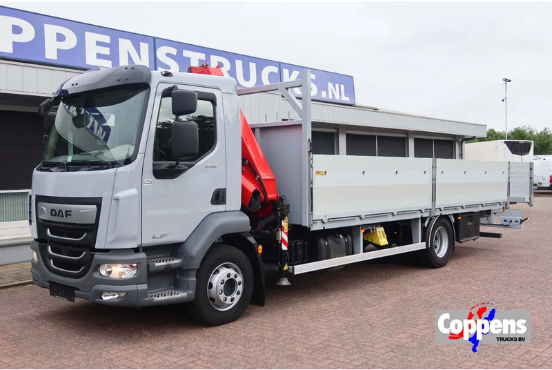DAF LF 260 Openwagen+ Kraan Fassi F85 B023+ Radio controle - Crane truck: picture 1 DAF LF 260 Openwagen+ Kraan Fassi F85 B023+ Radio controle - Crane truck: picture 1