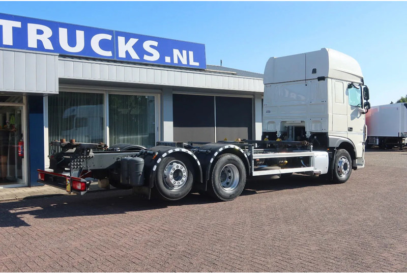 DAF XF 106.450 Wissellaadbaksysteem / Chassis - Container transporter/ Swap body truck: picture 3 DAF XF 106.450 Wissellaadbaksysteem / Chassis - Container transporter/ Swap body truck: picture 3