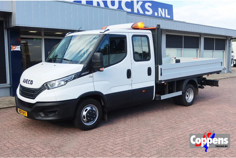 Iveco Daily 35C16 HI Matic Dubbele cabine open 7 persoons uitvoering. Dubbel lucht achter as. 3.0 L motor - Flatbed van, Combi van: picture 1 Iveco Daily 35C16 HI Matic Dubbele cabine open 7 persoons uitvoering. Dubbel lucht achter as. 3.0 L motor - Flatbed van, Combi van: picture 1