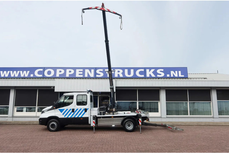 Iveco Daily 70 C 16 Recovery-truck,Bergingswagen , Apschlep. 7 persoons. ALS NIEUW - Autotransporter truck: picture 3 Iveco Daily 70 C 16 Recovery-truck,Bergingswagen , Apschlep. 7 persoons. ALS NIEUW - Autotransporter truck: picture 3
