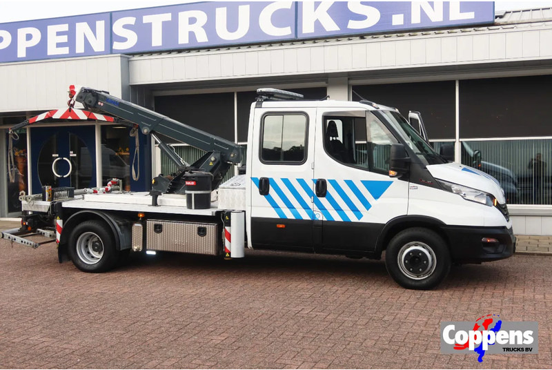 Iveco Daily 70 C 16 Recovery-truck,Bergingswagen , Apschlep. 7 persoons. ALS NIEUW - Autotransporter truck: picture 1 Iveco Daily 70 C 16 Recovery-truck,Bergingswagen , Apschlep. 7 persoons. ALS NIEUW - Autotransporter truck: picture 1