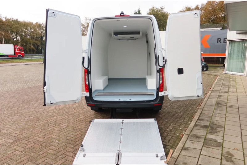 Mercedes-Benz Sprinter 316 CDI Koel/Vries/Verwarmen +Klep L2/H2 - Refrigerated van: picture 3 Mercedes-Benz Sprinter 316 CDI Koel/Vries/Verwarmen +Klep L2/H2 - Refrigerated van: picture 3