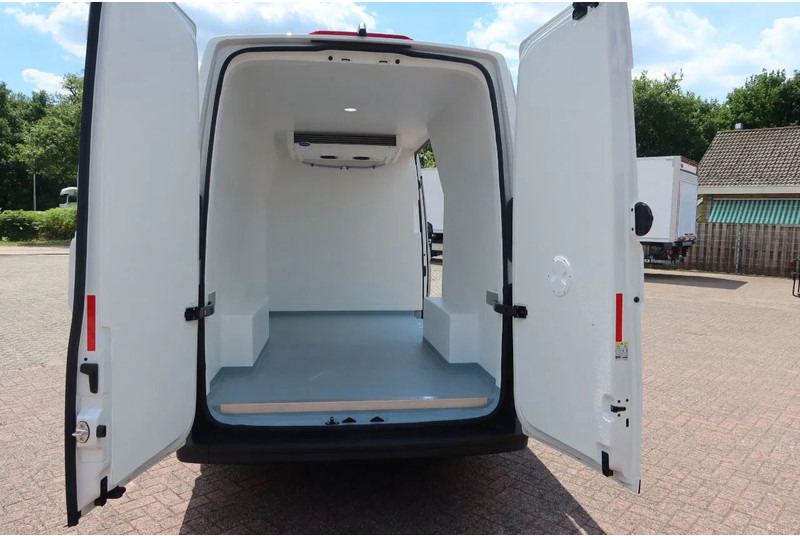 Volkswagen Crafter Koel/Vries/Verwarmen , Carrier Xarios 350 met nachtaansluiting BPM vrij - Refrigerated van: picture 4 Volkswagen Crafter Koel/Vries/Verwarmen , Carrier Xarios 350 met nachtaansluiting BPM vrij - Refrigerated van: picture 4