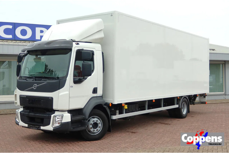 Volvo FL 250 Bakwagen + DHollandia 1500 kg - Box truck: picture 1 Volvo FL 250 Bakwagen + DHollandia 1500 kg - Box truck: picture 1