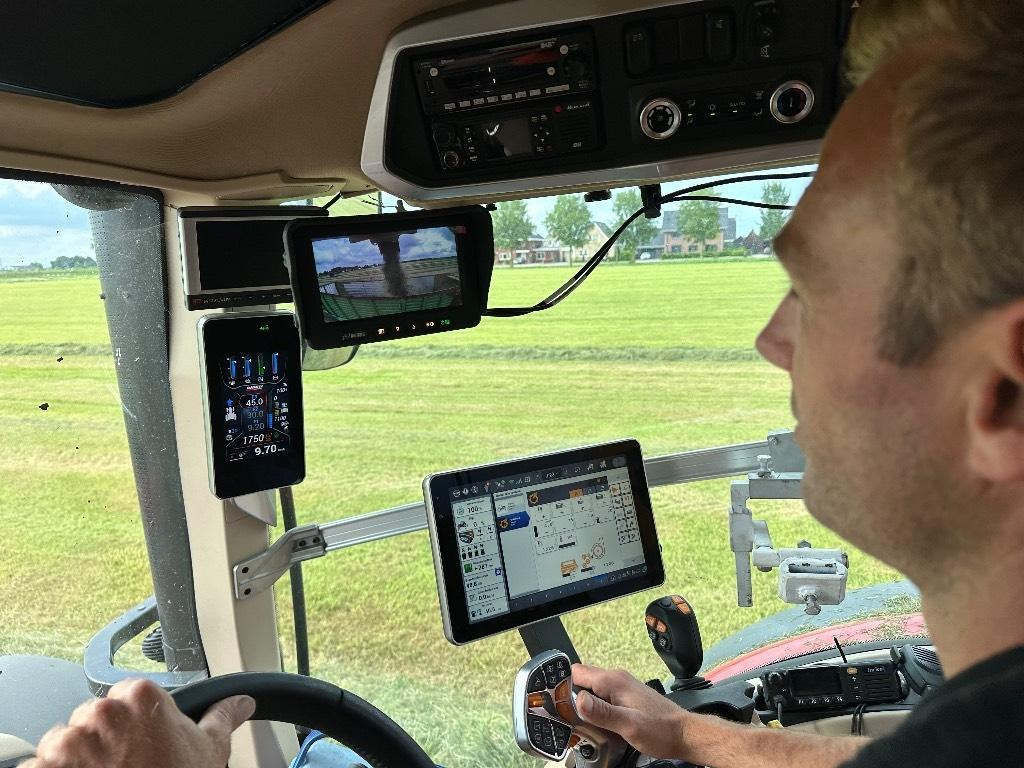 Elho Cobra 7710T getrokken hakselaar grashakselaar - Combine header trailer: picture 2 Elho Cobra 7710T getrokken hakselaar grashakselaar - Combine header trailer: picture 2