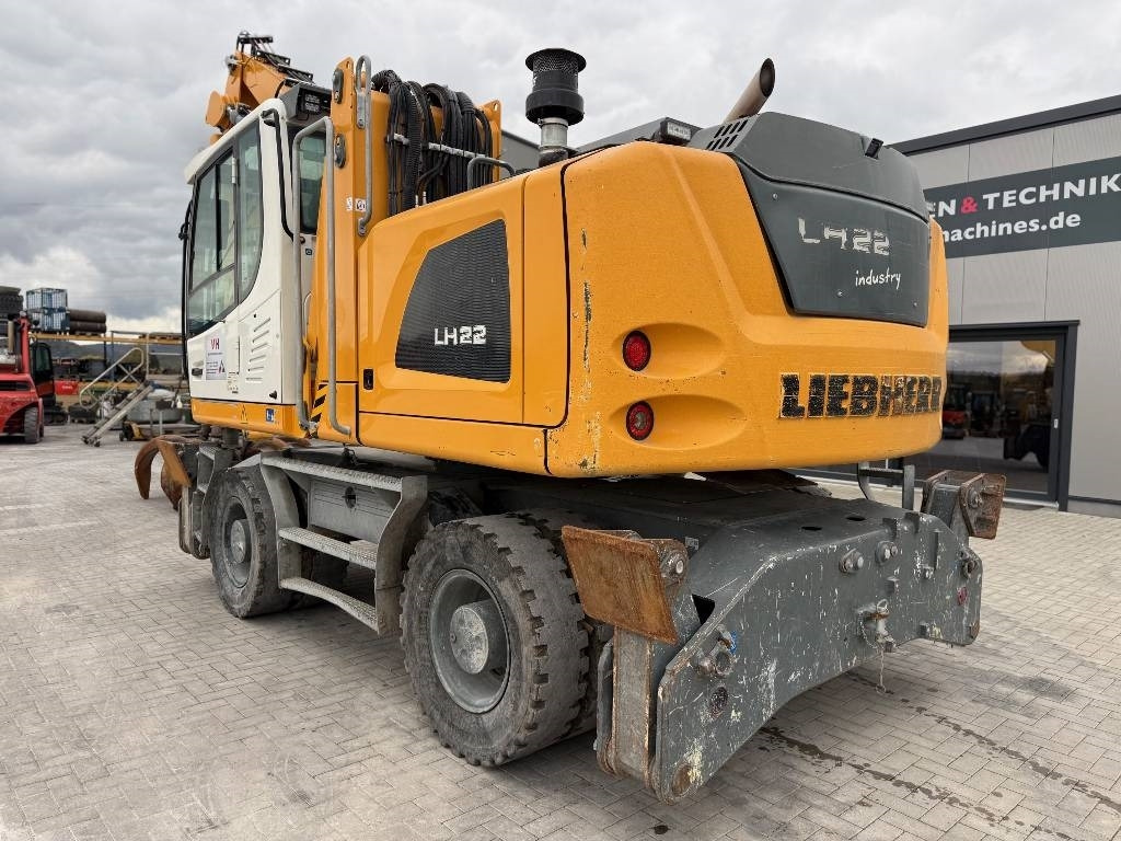 Liebherr LH 22  - Waste/ Industry handler: picture 3 Liebherr LH 22  - Waste/ Industry handler: picture 3