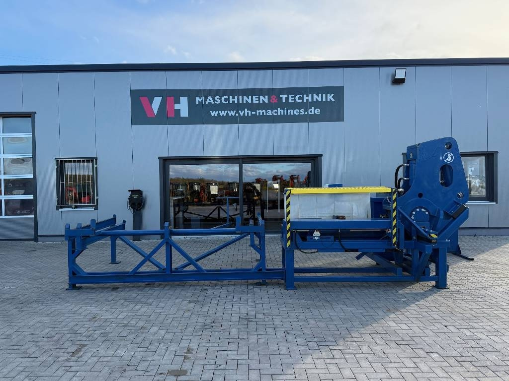 Mistra Breaker  - Demolition shears: picture 1 Mistra Breaker  - Demolition shears: picture 1