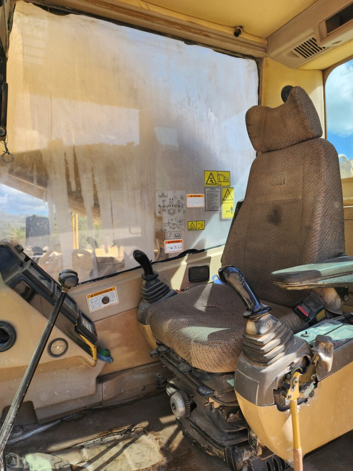 Crawler excavator CAT 365BII: picture 10