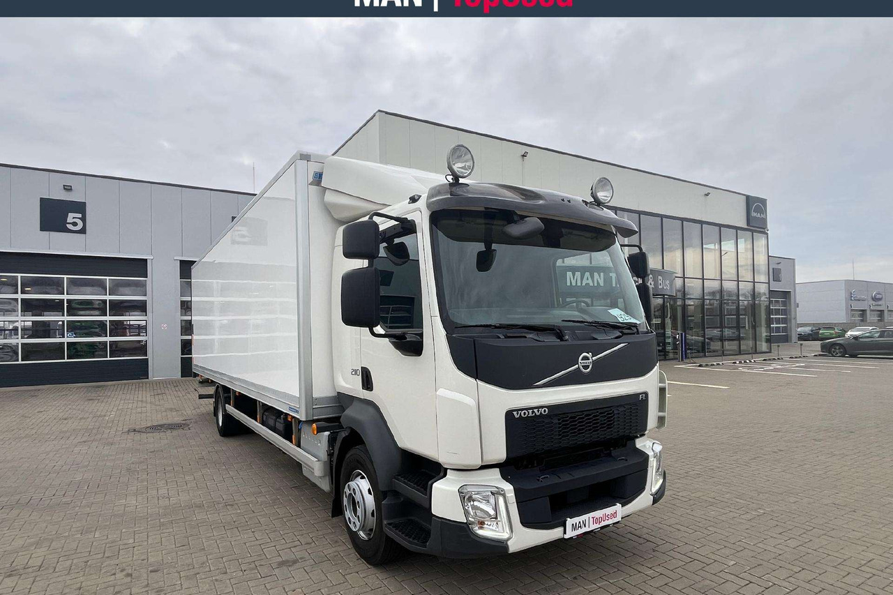 Volvo FL 12t - Box truck: picture 2 Volvo FL 12t - Box truck: picture 2