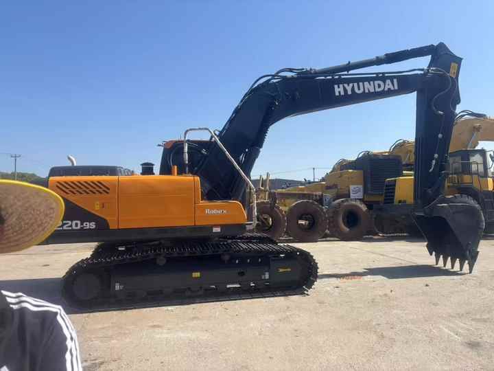 Excavator Cheap Price Original Used Hyundai 220 Excavator Hyundai 220LC-9s 220lc Excavator for Sale in Stock Secondhand Digger: picture 6