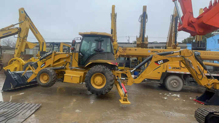 HT636 Mini Tractor with Front End Loader and Backhoe Efficient Cat 420F2 Backhoe Loader Weichai Engine New Condition - Backhoe loader: picture 3 HT636 Mini Tractor with Front End Loader and Backhoe Efficient Cat 420F2 Backhoe Loader Weichai Engine New Condition - Backhoe loader: picture 3