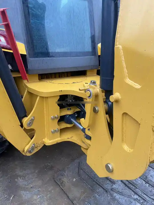 HT636 Mini Tractor with Front End Loader and Backhoe Efficient Cat 420F2 Backhoe Loader Weichai Engine New Condition - Backhoe loader: picture 4 HT636 Mini Tractor with Front End Loader and Backhoe Efficient Cat 420F2 Backhoe Loader Weichai Engine New Condition - Backhoe loader: picture 4