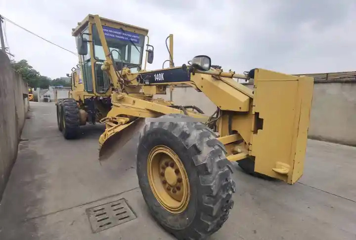 Orginal used cat 140K motor grader with CAT C7 engine in Shanghai China - Grader: picture 3 Orginal used cat 140K motor grader with CAT C7 engine in Shanghai China - Grader: picture 3