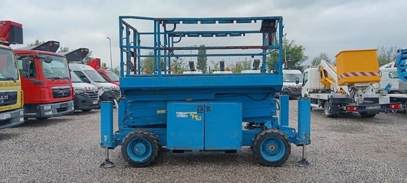 Genie GS-2669 - 10 m, 4x4, diesel  - Scissor lift: picture 5 Genie GS-2669 - 10 m, 4x4, diesel  - Scissor lift: picture 5