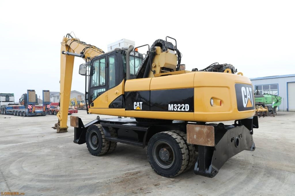 CAT M 322 D - Waste/ Industry handler: picture 2 CAT M 322 D - Waste/ Industry handler: picture 2