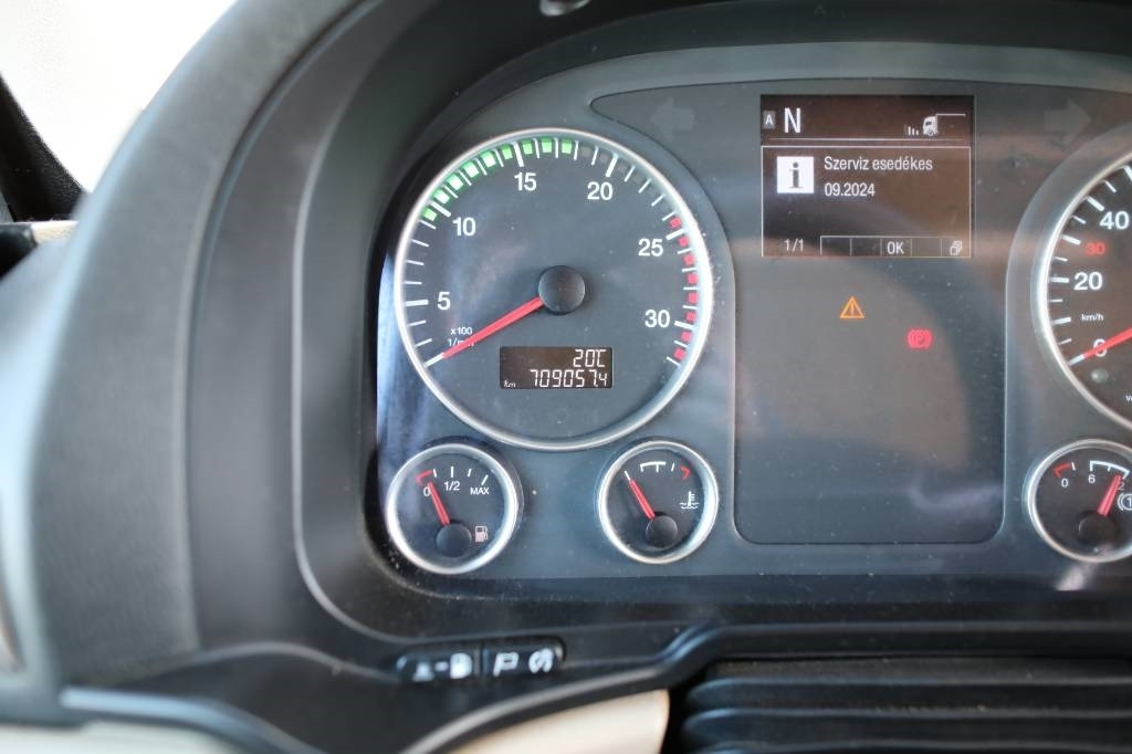 Tractor unit MAN TGX 18.500 4x2 LLS + Trailer Vega 3 axel lowbed: picture 22