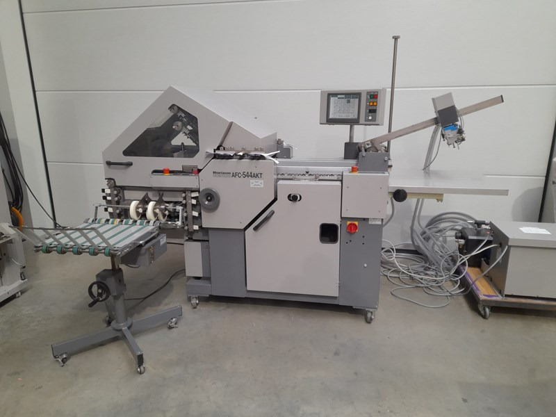 Horizon AFC-544 AKT | folder | 4 + knife + 2 | 2001 | 25 mio - Folding machine: picture 1 Horizon AFC-544 AKT | folder | 4 + knife + 2 | 2001 | 25 mio - Folding machine: picture 1