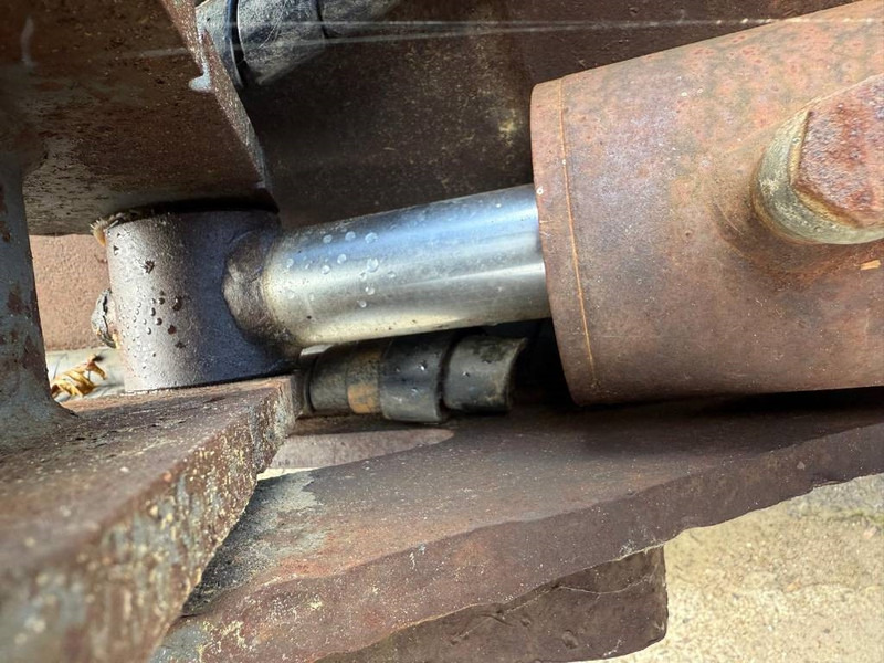 Cangini Benne CW10 Tiltbucket / kantelbak Schwenklöffel - Bucket for Construction machinery: picture 5 Cangini Benne CW10 Tiltbucket / kantelbak Schwenklöffel - Bucket for Construction machinery: picture 5