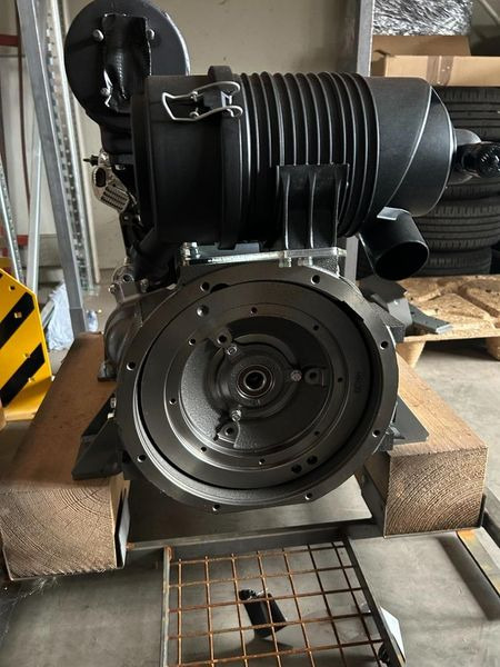 Yanmar 3TNV76 18,2kW @ 3200 U/min-1 - Engine for Construction machinery: picture 4 Yanmar 3TNV76 18,2kW @ 3200 U/min-1 - Engine for Construction machinery: picture 4