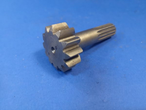 020190A / RG108-71010 Wałek silnika jazdy do Kubota KX41-3V - Hydraulic motor for Construction machinery: picture 1 020190A / RG108-71010 Wałek silnika jazdy do Kubota KX41-3V - Hydraulic motor for Construction machinery: picture 1