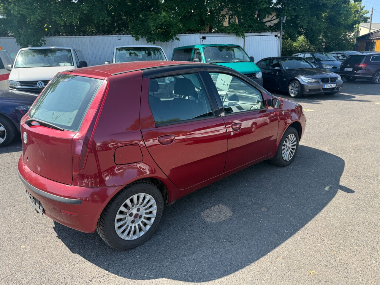 Fiat Punto Aktueller HU Motorschaden - Sedan: picture 4 Fiat Punto Aktueller HU Motorschaden - Sedan: picture 4