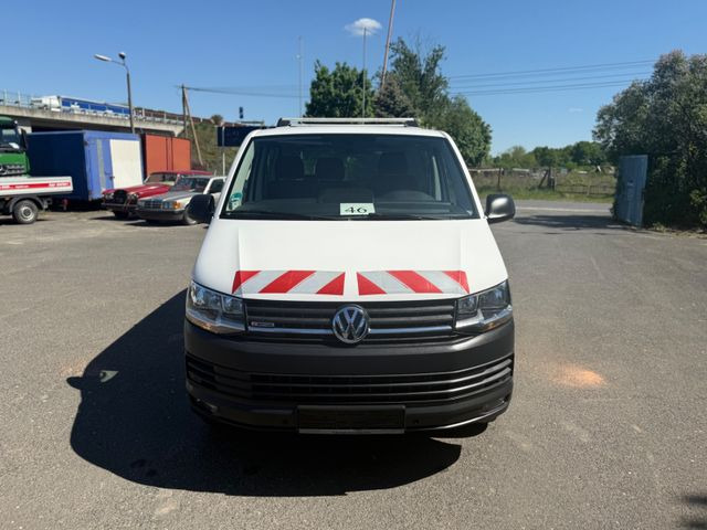 Volkswagen T6 Transporter Kasten-mixto 4x4 - Small van: picture 1 Volkswagen T6 Transporter Kasten-mixto 4x4 - Small van: picture 1