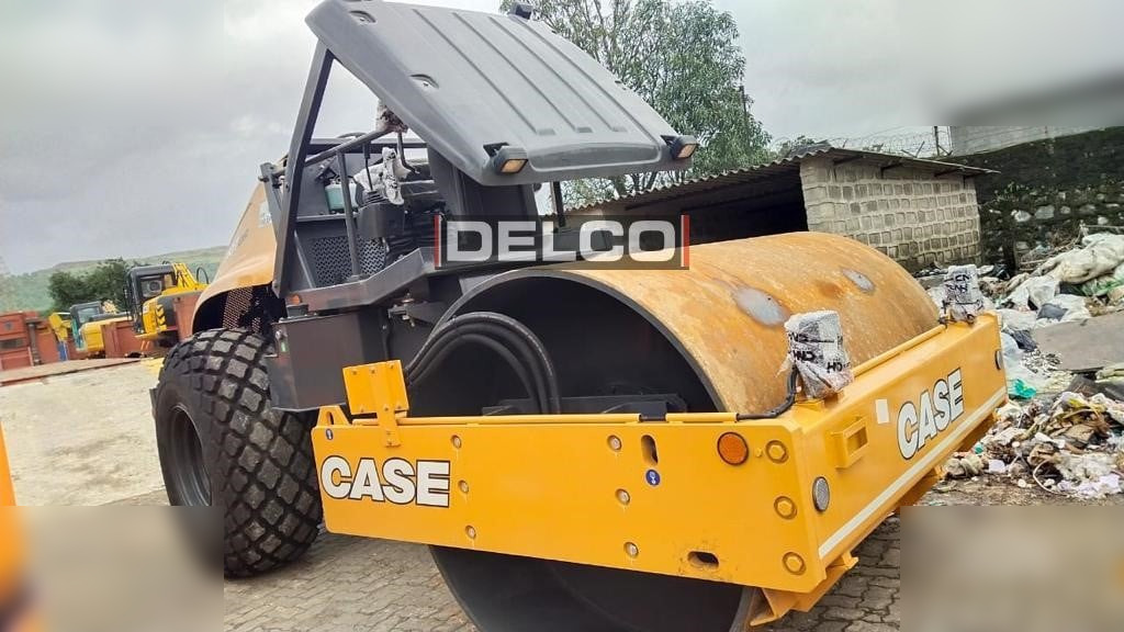 CASE 1107EX - Roller: picture 4 CASE 1107EX - Roller: picture 4