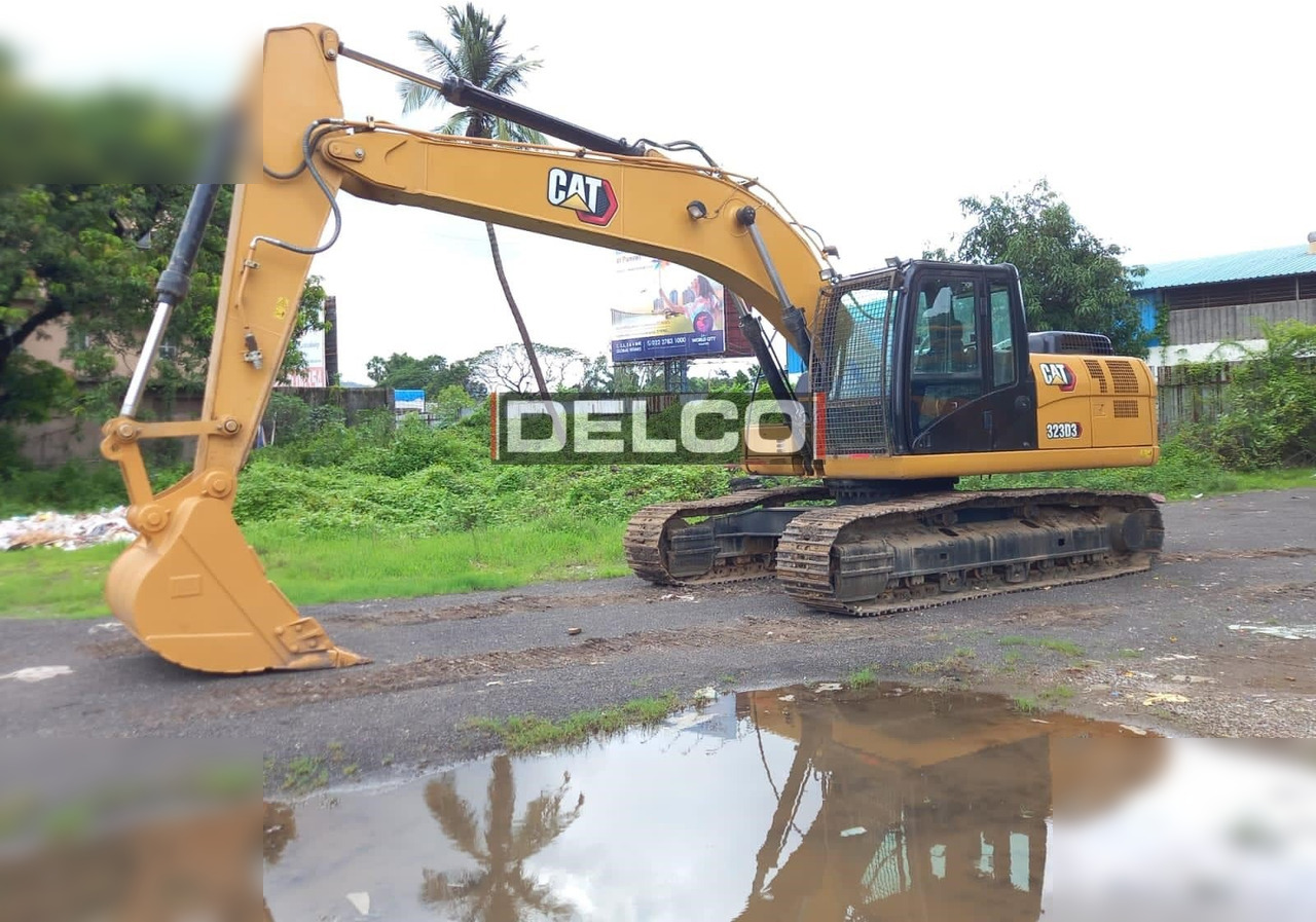 CATERPILLAR 323D3 - Crawler excavator: picture 1 CATERPILLAR 323D3 - Crawler excavator: picture 1