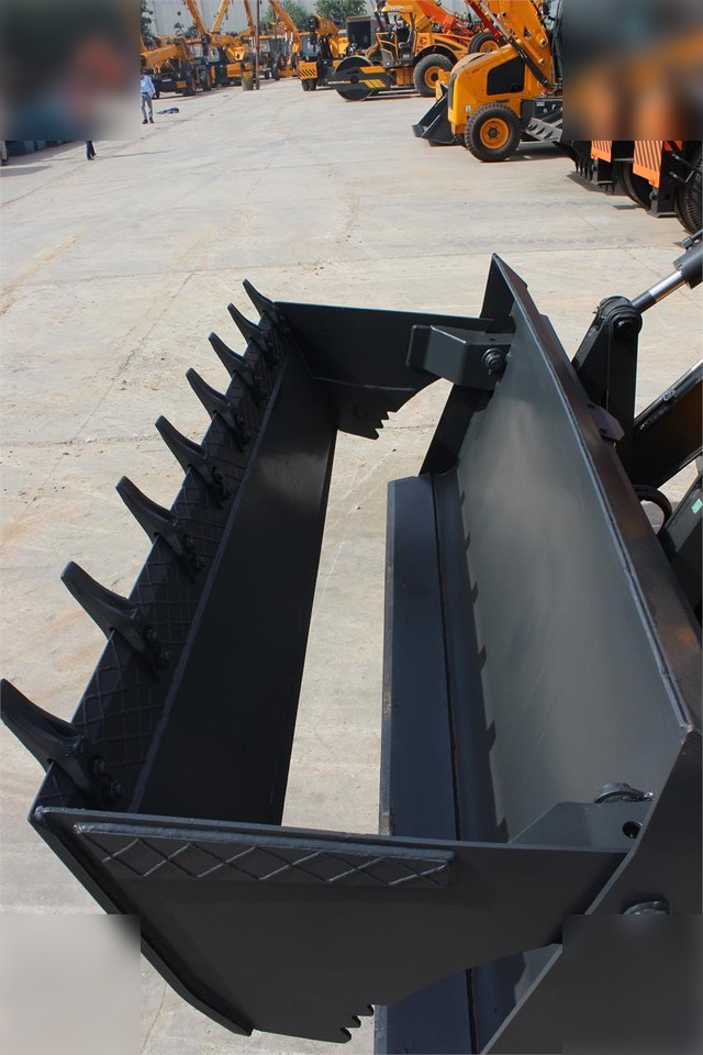 New Backhoe loader DELCO XP95: picture 15