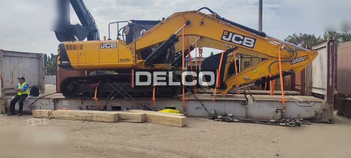 JCB 225 LC - Crawler excavator: picture 3 JCB 225 LC - Crawler excavator: picture 3