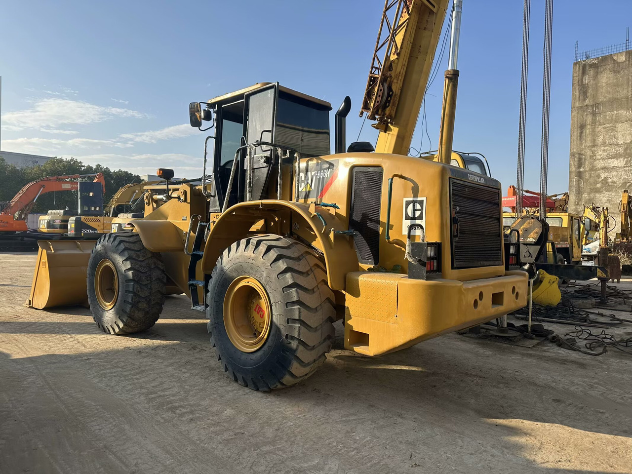 CAT 966H - Wheel loader: picture 1 CAT 966H - Wheel loader: picture 1