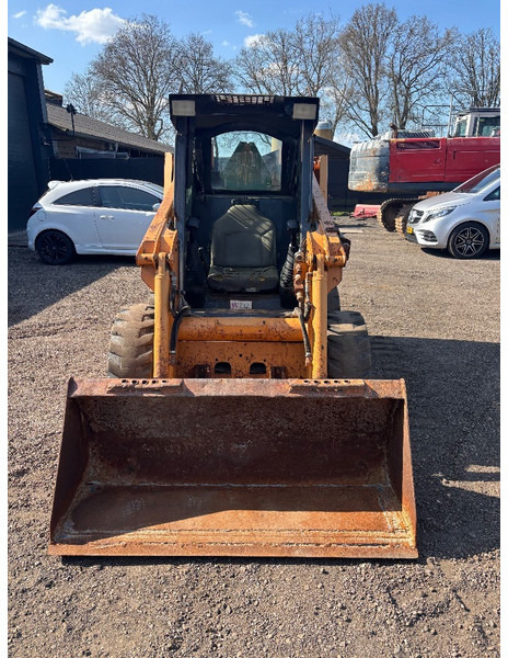 Case 420 skidsteer 4x4 bucket Joystick Dutch plate - Skid steer loader: picture 2 Case 420 skidsteer 4x4 bucket Joystick Dutch plate - Skid steer loader: picture 2