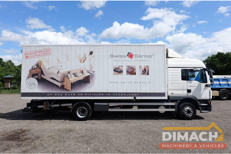 MAN TGM 12.290 wissellaadbak laadklep -loadlift MAN TGM met renova wissel laaldbak systeem ( BDF ) airco TOP !!verhuiswagen - Box truck: picture 2 MAN TGM 12.290 wissellaadbak laadklep -loadlift MAN TGM met renova wissel laaldbak systeem ( BDF ) airco TOP !!verhuiswagen - Box truck: picture 2