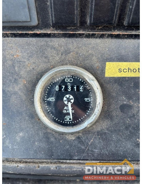 Sisu Terminal Volvo 6 cilinder Penta engine, TOP! Low hours! ( Terberg - Kalmar ) - Tractor unit: picture 4 Sisu Terminal Volvo 6 cilinder Penta engine, TOP! Low hours! ( Terberg - Kalmar ) - Tractor unit: picture 4