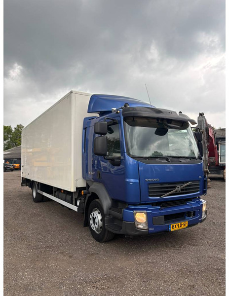 Volvo FL 12.240 laadklep Euro 5 automaat NL truck - Box truck: picture 1 Volvo FL 12.240 laadklep Euro 5 automaat NL truck - Box truck: picture 1