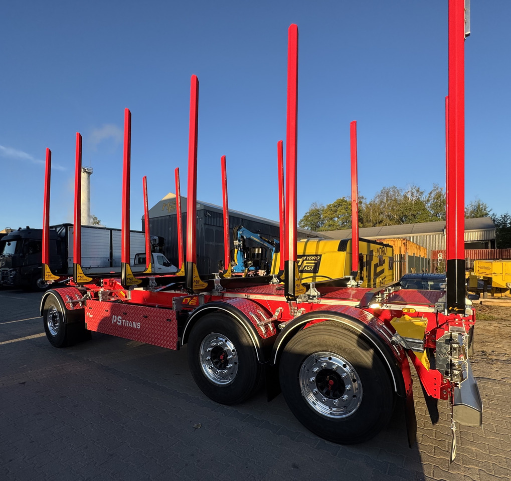 HYDROFAST Przyczepa 3 osiowa / 3 axles timber transport trailer / Remorque à 3 essieux pour le transport de bois / 3-Achs-Rungenanhänger / 3-tengelyes-rönkszállító-pótkocsi / Remorcă pentru transportul lemnului - Timber trailer: picture 2 HYDROFAST Przyczepa 3 osiowa / 3 axles timber transport trailer / Remorque à 3 essieux pour le transport de bois / 3-Achs-Rungenanhänger / 3-tengelyes-rönkszállító-pótkocsi / Remorcă pentru transportul lemnului - Timber trailer: picture 2