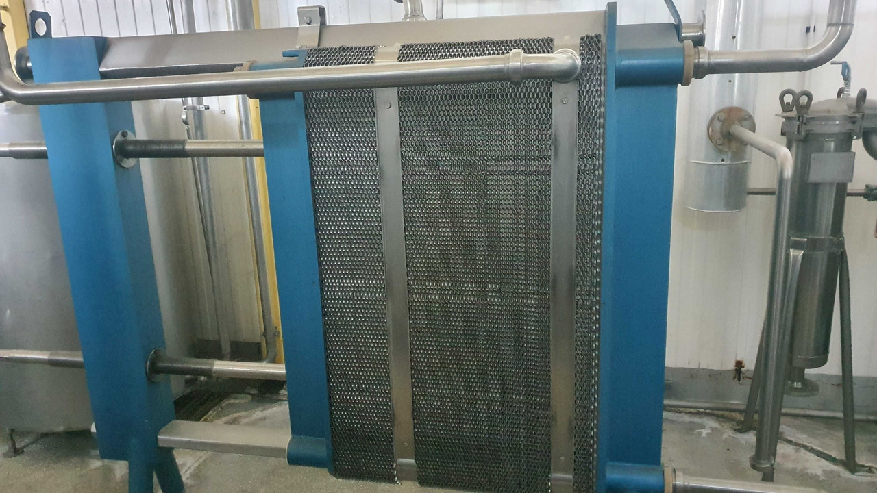 Wymiennik ciepła Spomasz Bełężyce 3500 l/h 10.000 zł + 23% VAT - Construction heater: picture 1 Wymiennik ciepła Spomasz Bełężyce 3500 l/h 10.000 zł + 23% VAT - Construction heater: picture 1