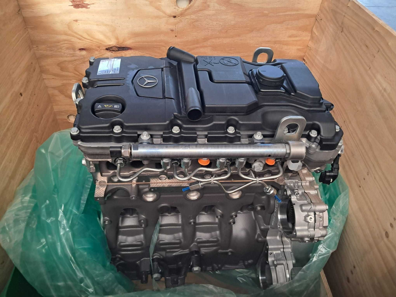 Silnik do Mercedes om 934.976 MTU Ropa Bell Deutz. - Engine: picture 1 Silnik do Mercedes om 934.976 MTU Ropa Bell Deutz. - Engine: picture 1