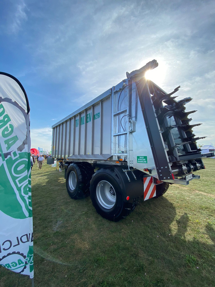 Auto-Agro Miststreuer / Manure spreader / Epandeur à fumier / Rimorchio spandiconcime / Abonadora / Разбрасыватель органических удобрений / Rozrzutnik obornika Tandem N268 - Manure spreader: picture 3 Auto-Agro Miststreuer / Manure spreader / Epandeur à fumier / Rimorchio spandiconcime / Abonadora / Разбрасыватель органических удобрений / Rozrzutnik obornika Tandem N268 - Manure spreader: picture 3