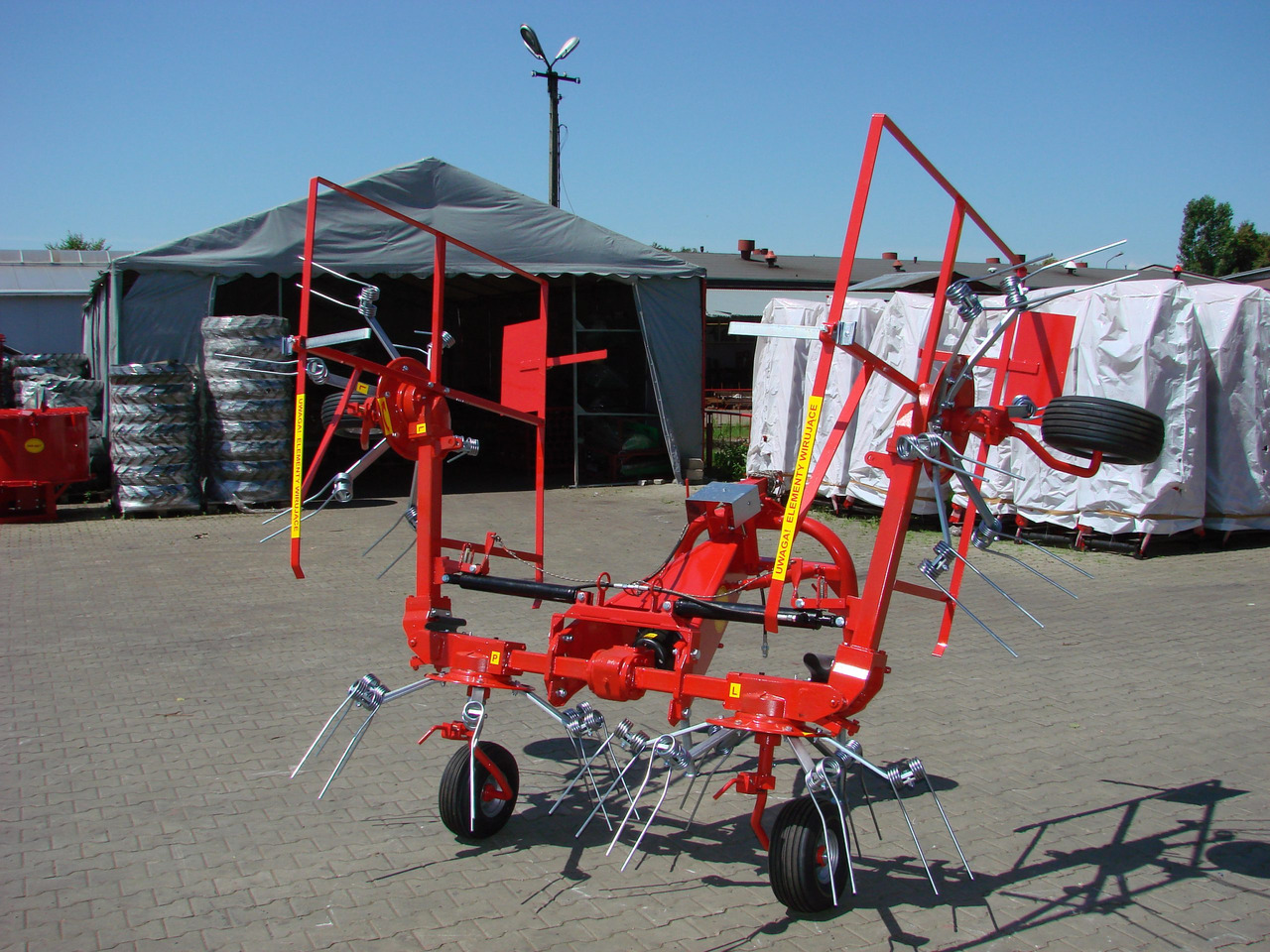 JAR-MET Schwader / Tedder / Faneuse / Przetrząsacz 5,2 m - Tedder/ Rake: picture 5 JAR-MET Schwader / Tedder / Faneuse / Przetrząsacz 5,2 m - Tedder/ Rake: picture 5