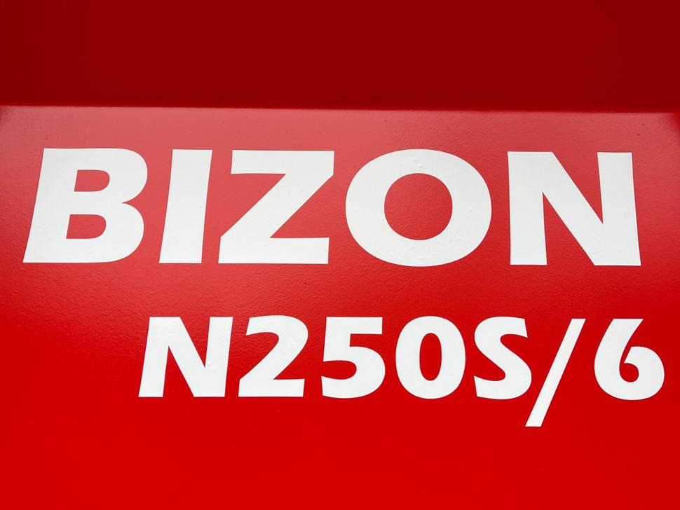 New Manure spreader Roltrans Miststreuer / Manure spreader / Epandeur à fumier / Spandiletame / Разбрасыватель органических удобрений / Rozrzutnik obornika N205S/6 BIZON 14 t: picture 17