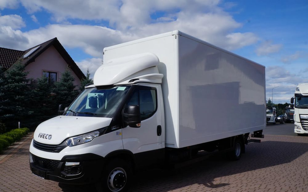 Iveco DAILY 72c18  Automat HI-MATIC Kontener 6 m 74 tys km STAN NOWY - Box truck: picture 2 Iveco DAILY 72c18  Automat HI-MATIC Kontener 6 m 74 tys km STAN NOWY - Box truck: picture 2